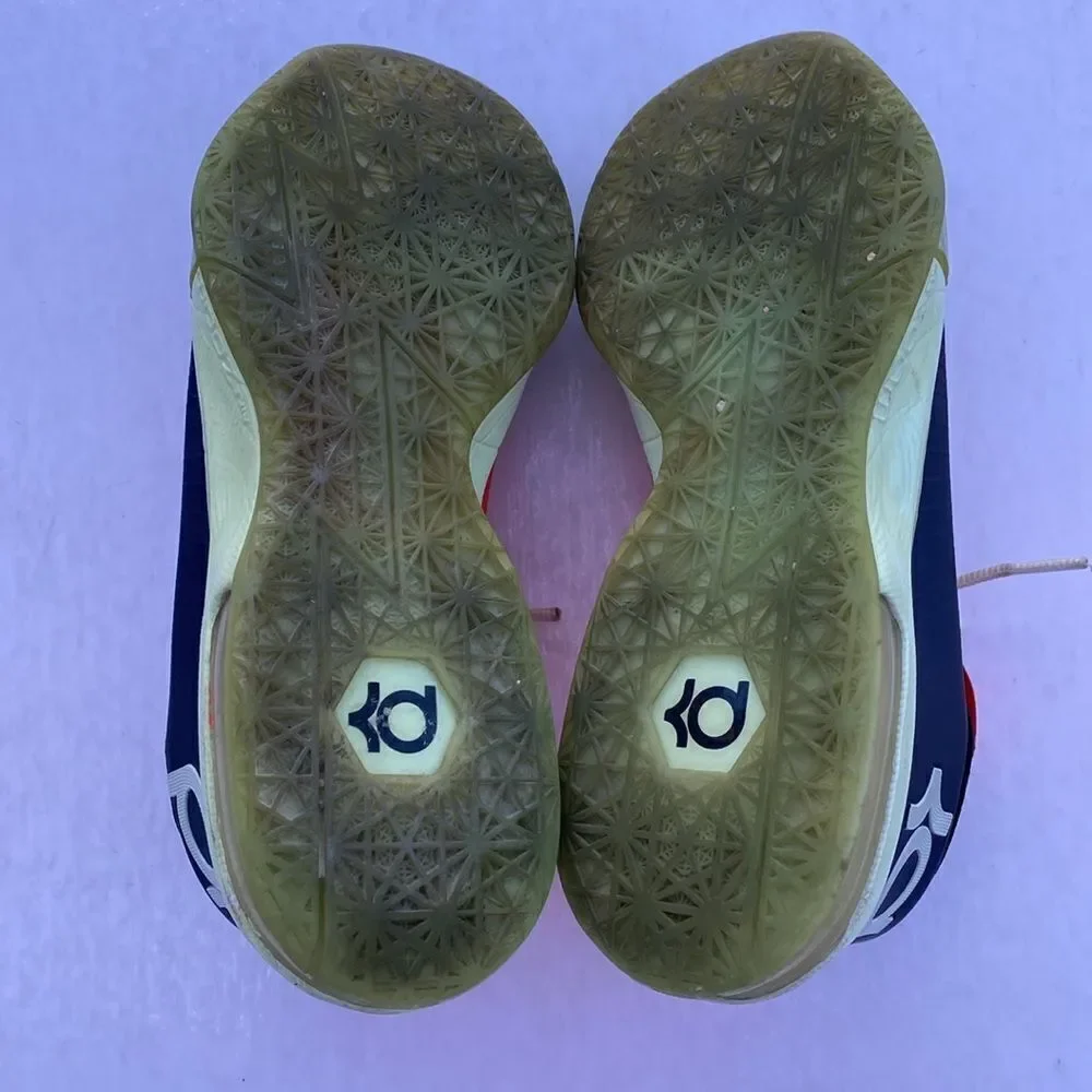 NIKE KD #627971-991 Sneakers Size 6Y